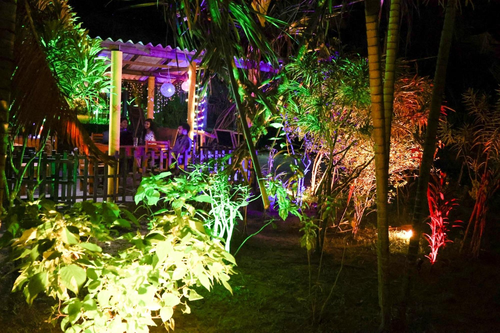 Beach Lagoon Guesthouse Tangalle Esterno foto