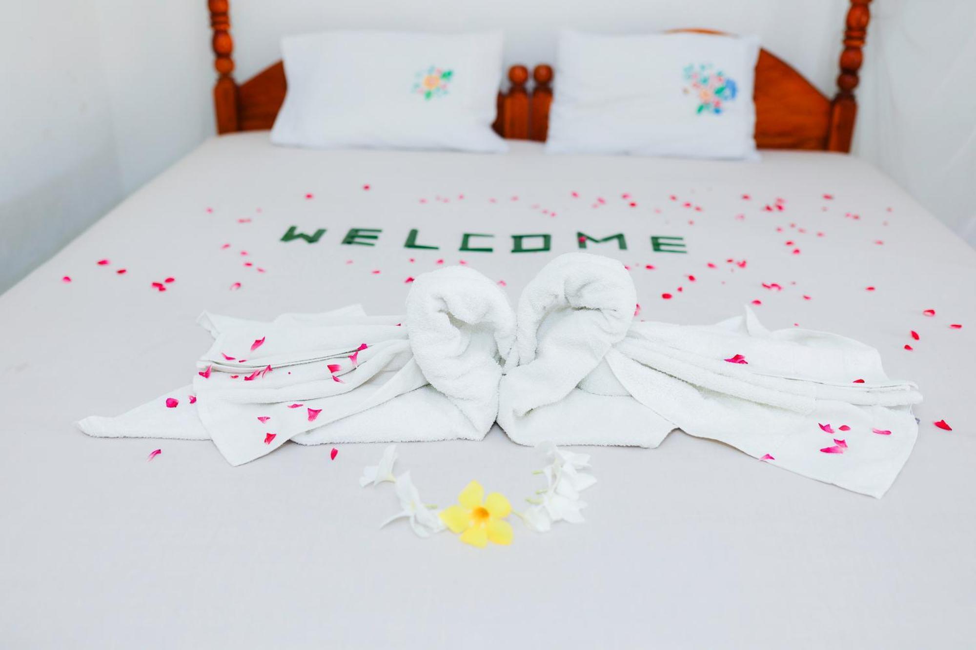 Beach Lagoon Guesthouse Tangalle Esterno foto