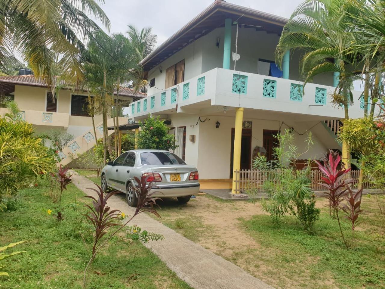 Beach Lagoon Guesthouse Tangalle Esterno foto