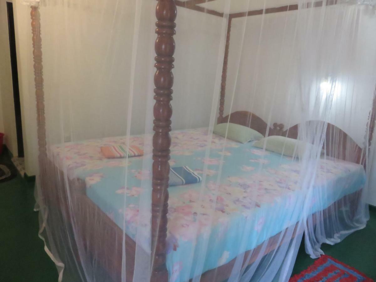 Beach Lagoon Guesthouse Tangalle Esterno foto